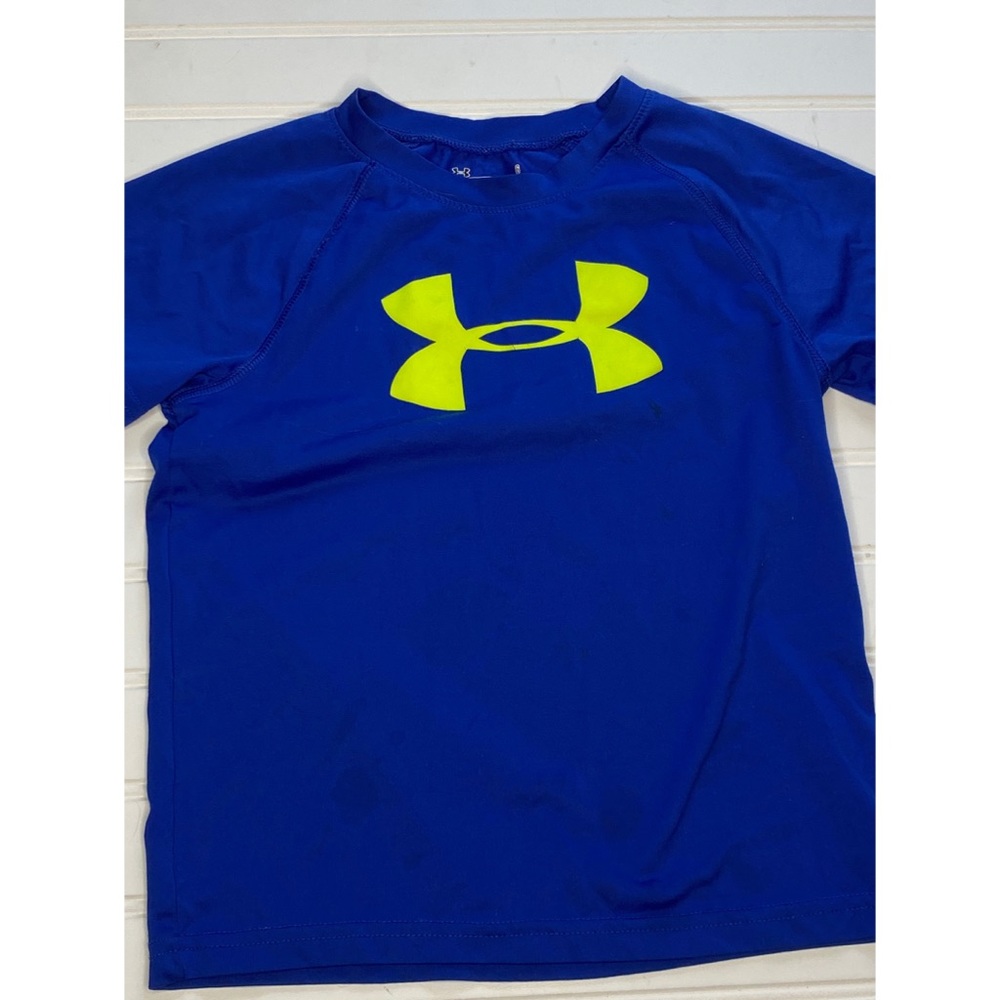 Under armor athletic Tshirt